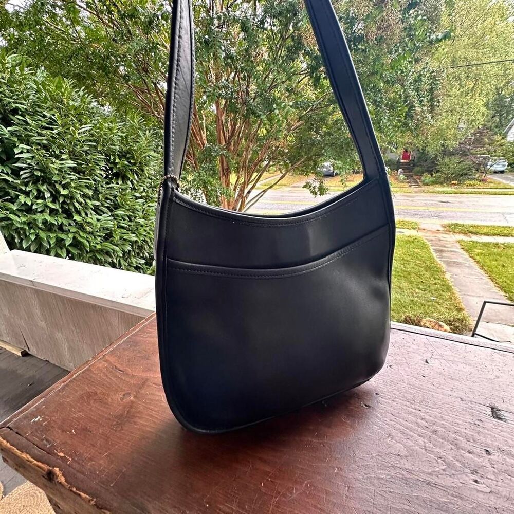 Coach Black Ergo Compartment Bucket Style No. 9047